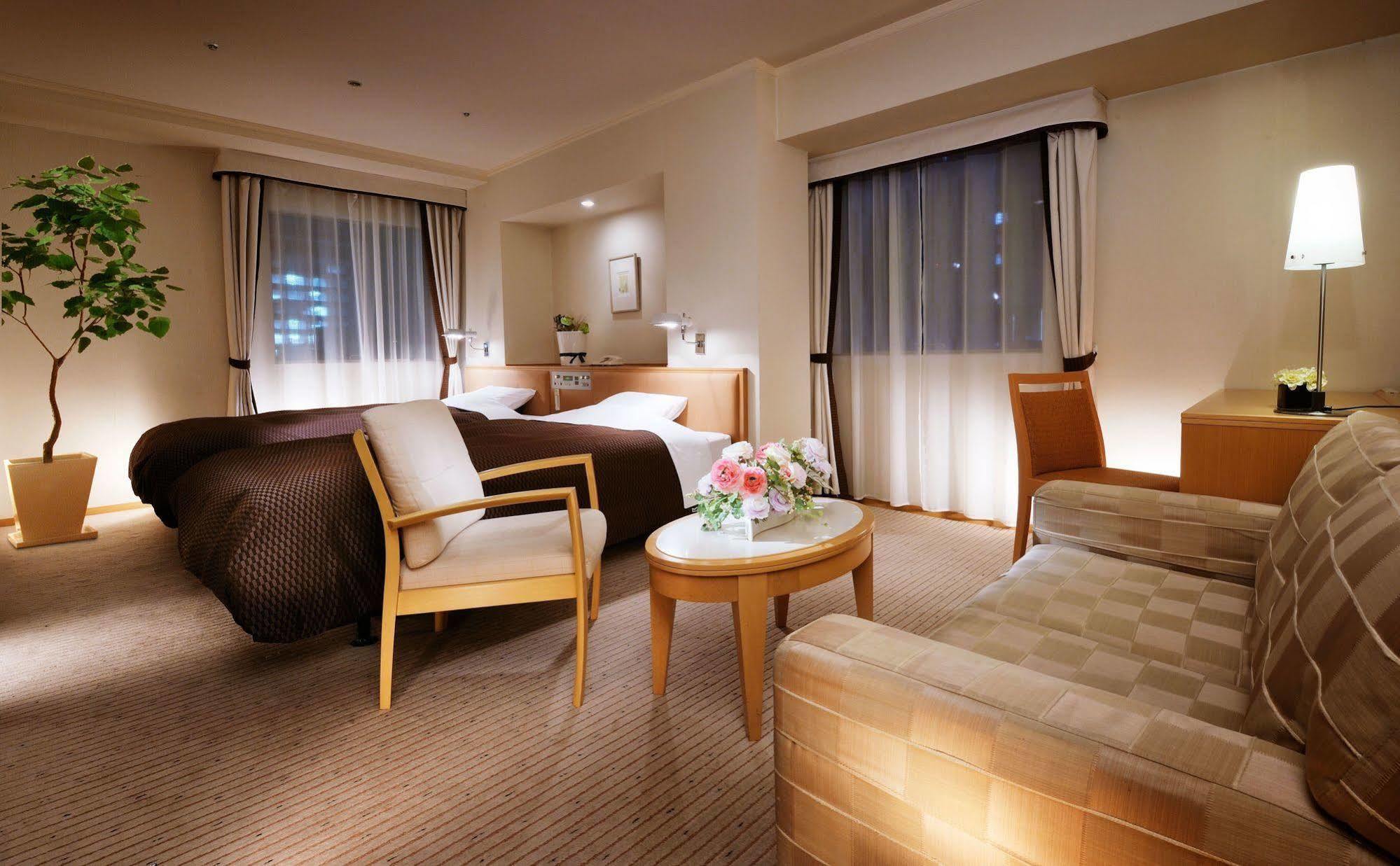 Hotel Castle Plaza à Nagoya Extérieur photo